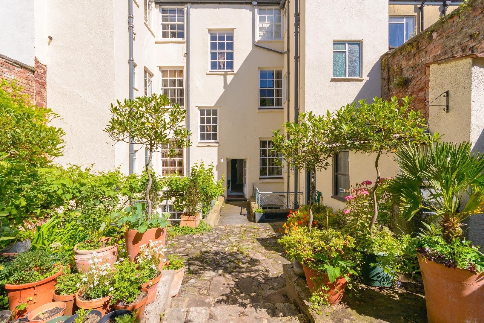 Albermarle row hotwells 33606257 f0 k4 arh external d