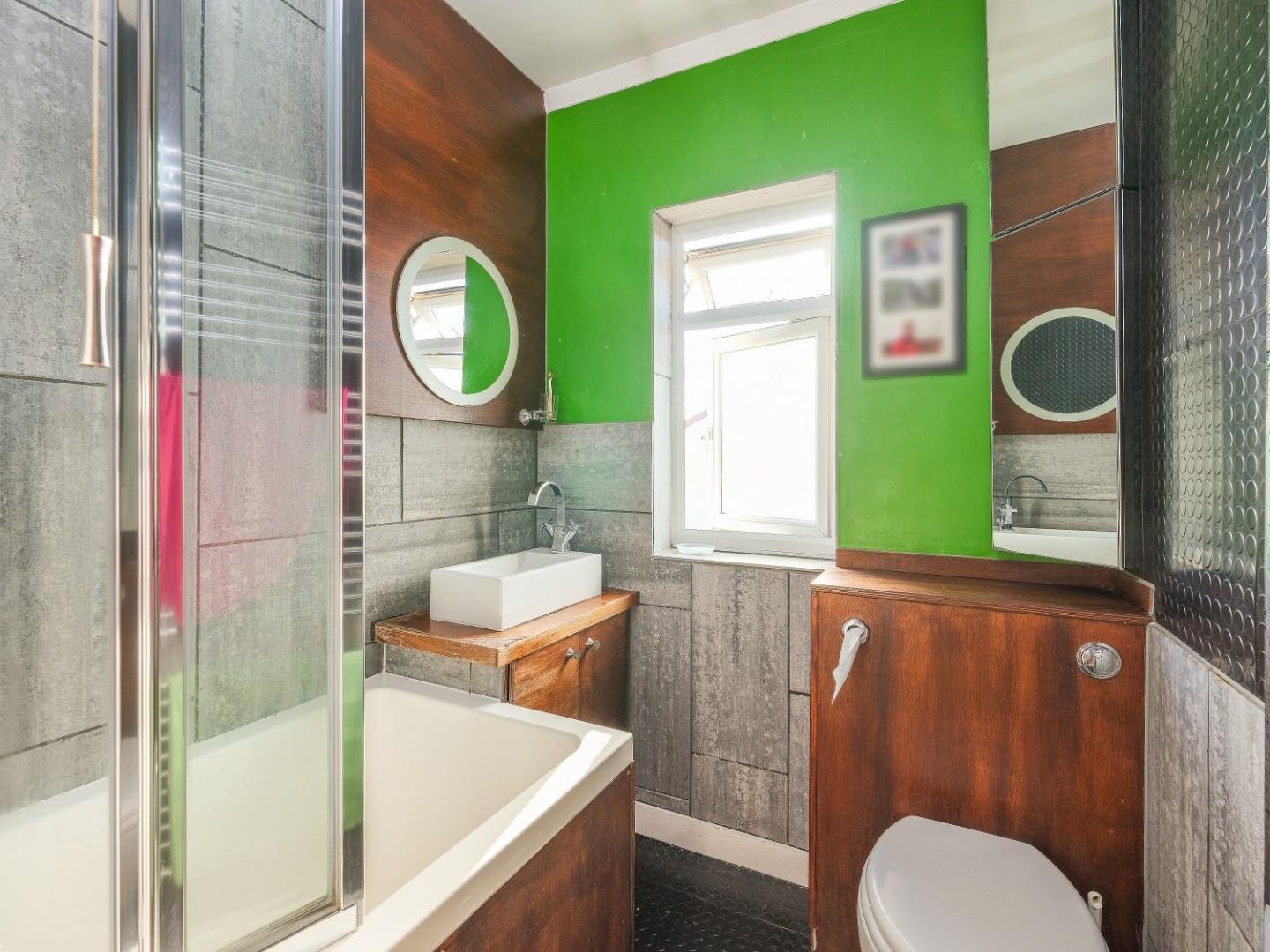 Bellevue terrace totterdown 34970404 tb3 260925 005