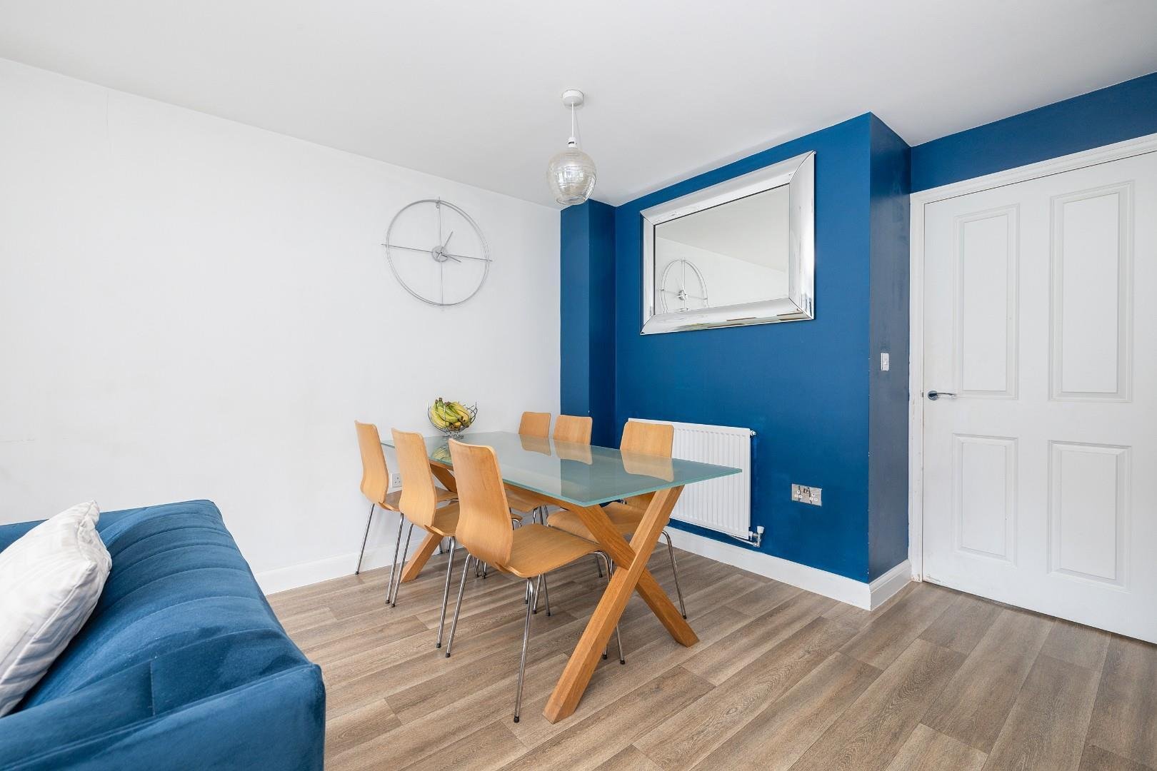 Casey close knowle 33625963 cd7 a0514