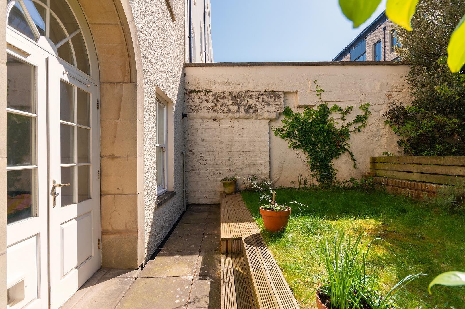 Cave court st pauls 33812455 4 c4 csp external i