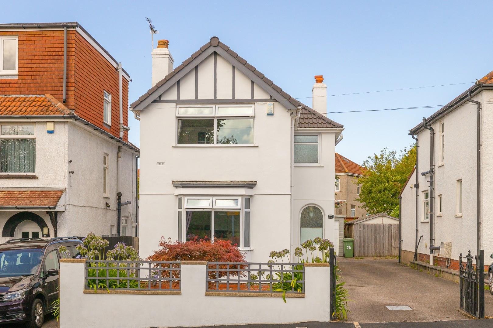 Charborough road filton park 32562567 25 charborough12