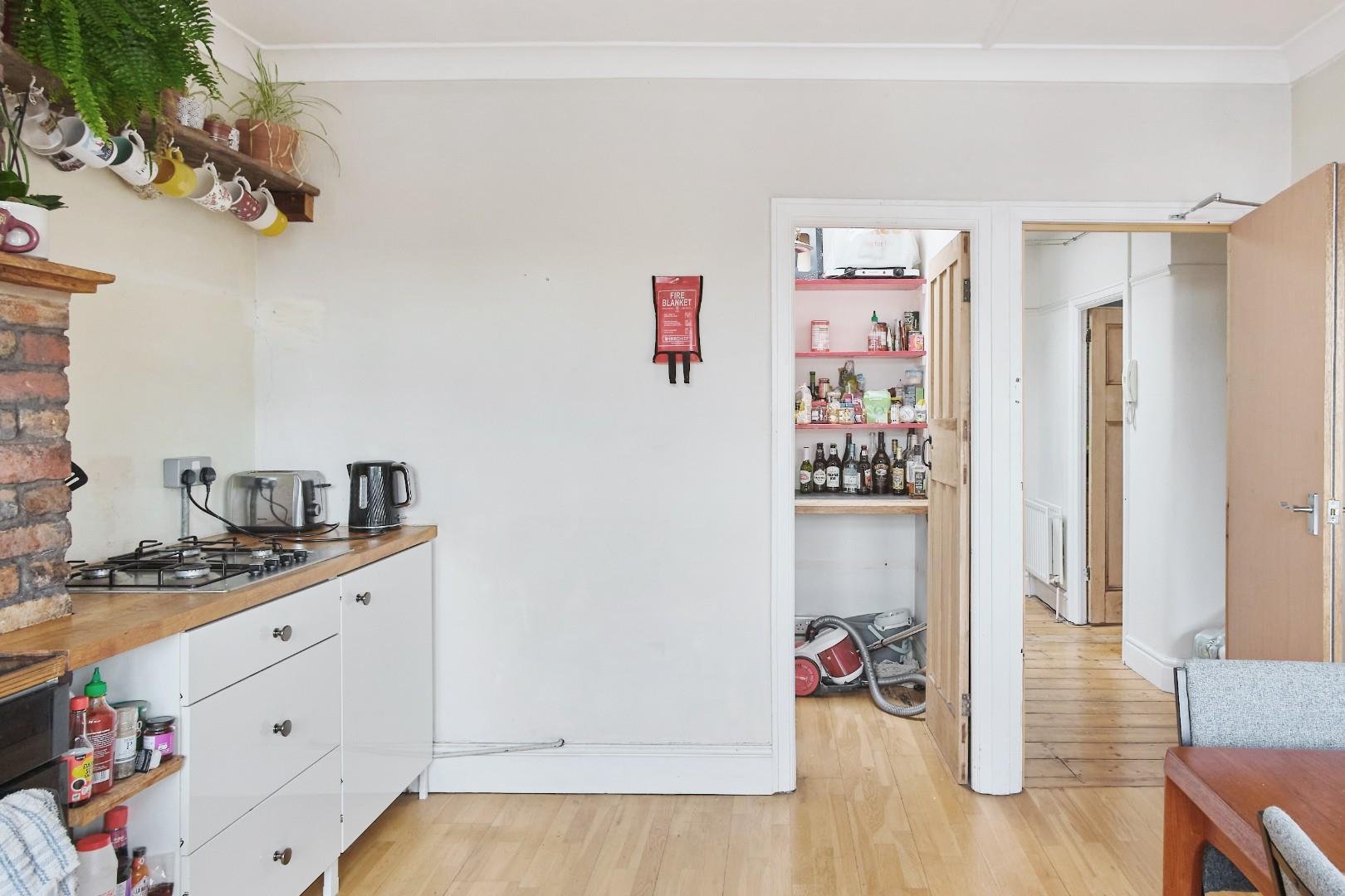 Cheltenham road montpelier 34454412 jaj bs65 rf 0016