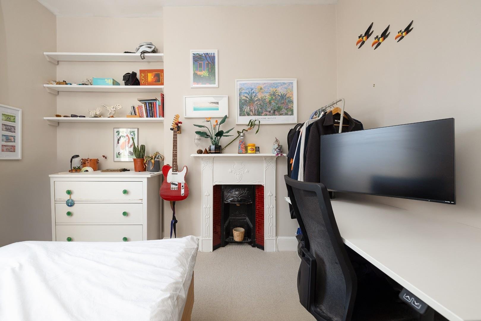 Clare road cotham 33602804 cd7 a9390