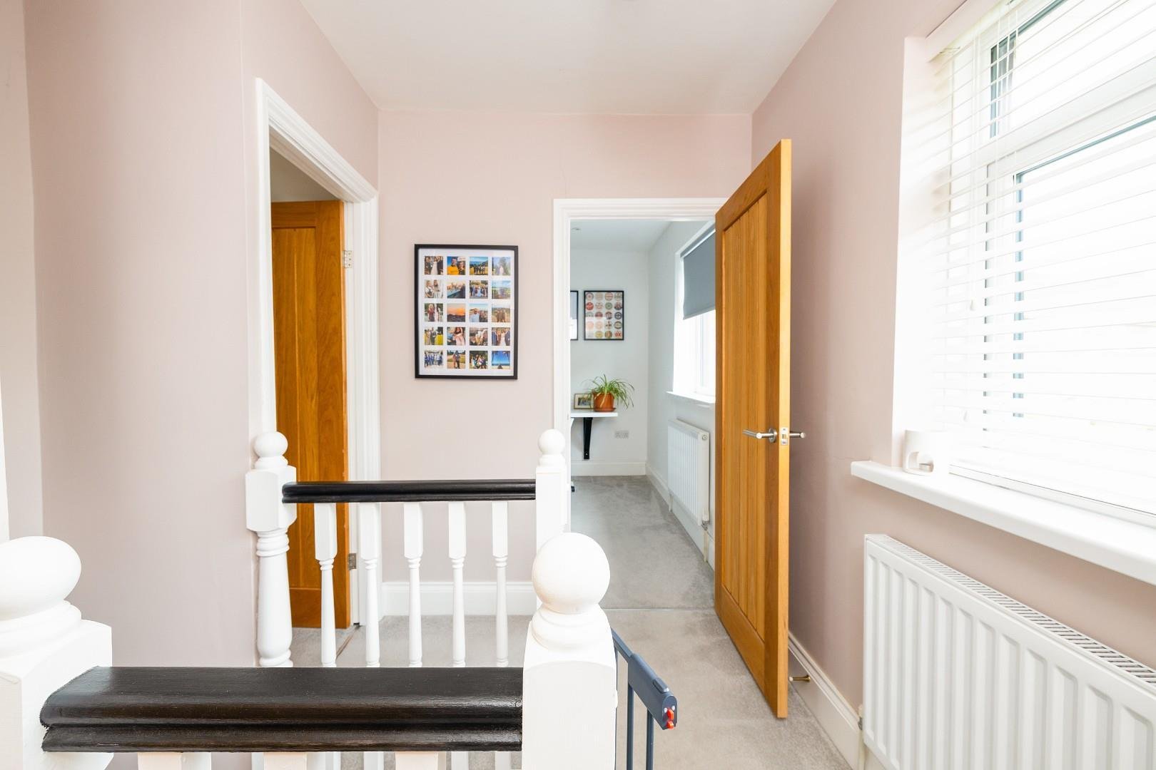 Clare road kingswood 34021882 cd7 a9223