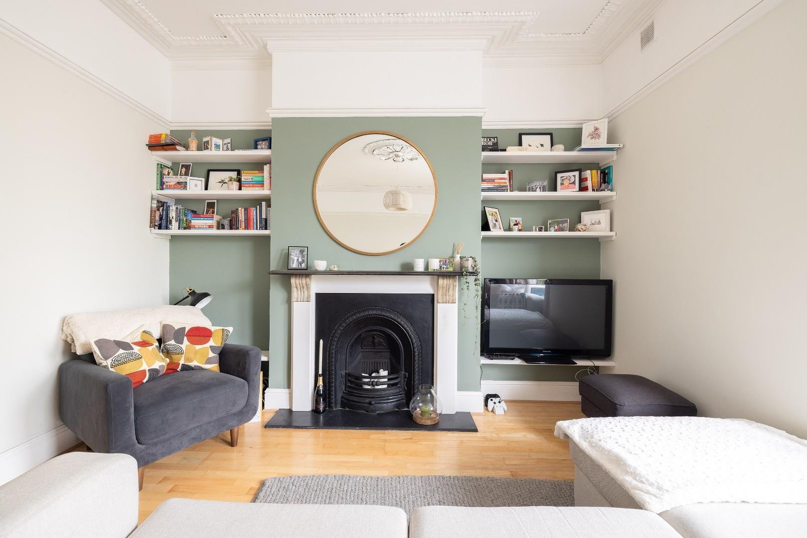 Coronation road southville 34404180 char6117