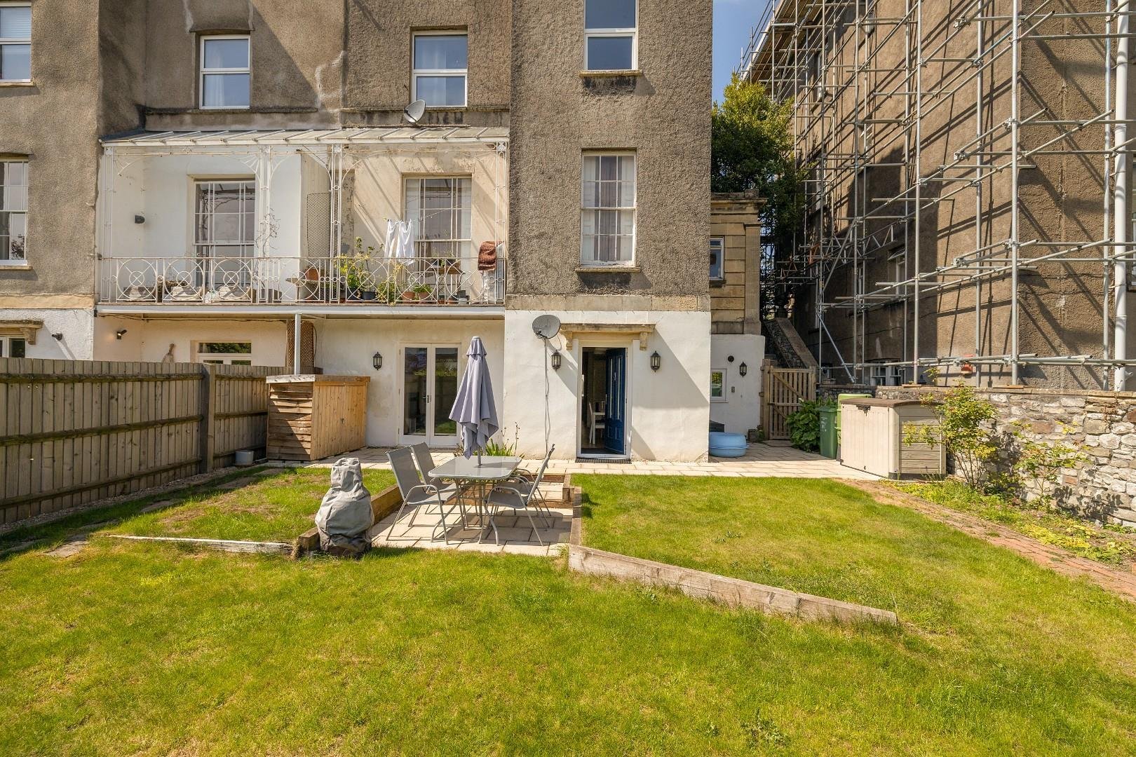 Cotham road cotham 33879720 00023 cd7 a7756