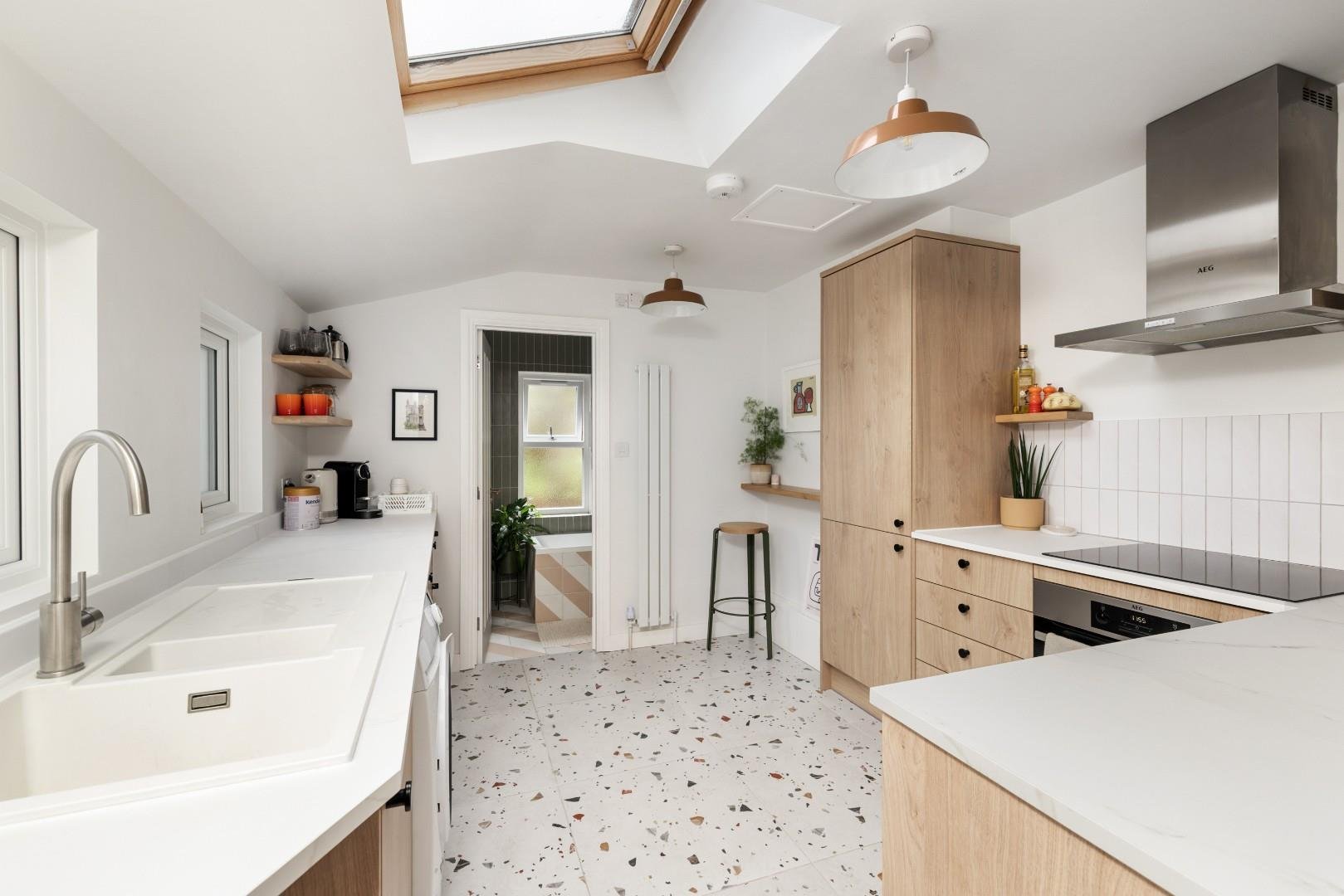 Cotham vale cotham 34900654 char9528