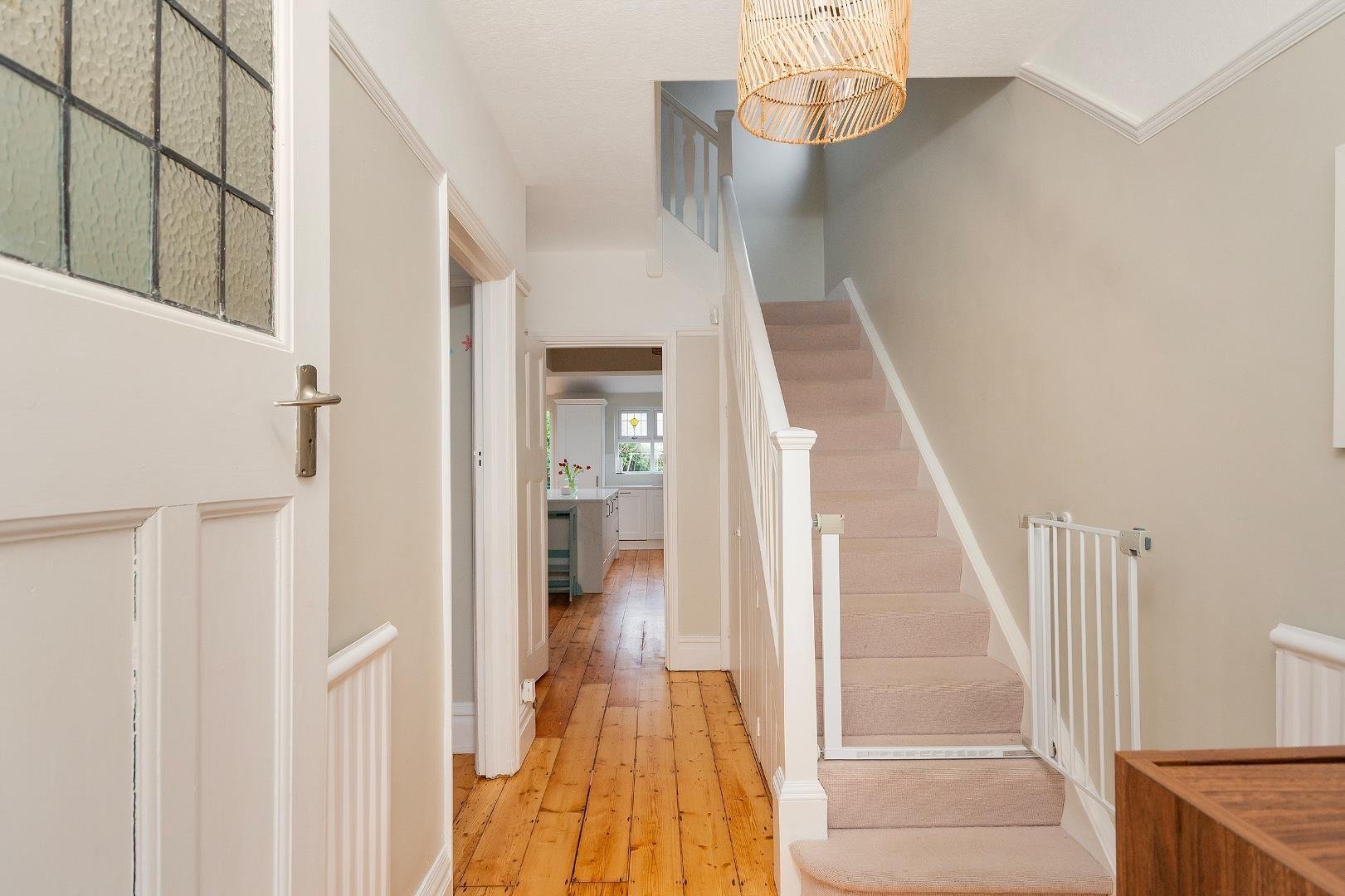 Court road horfield 34906145 5 c5 rhd hallway c