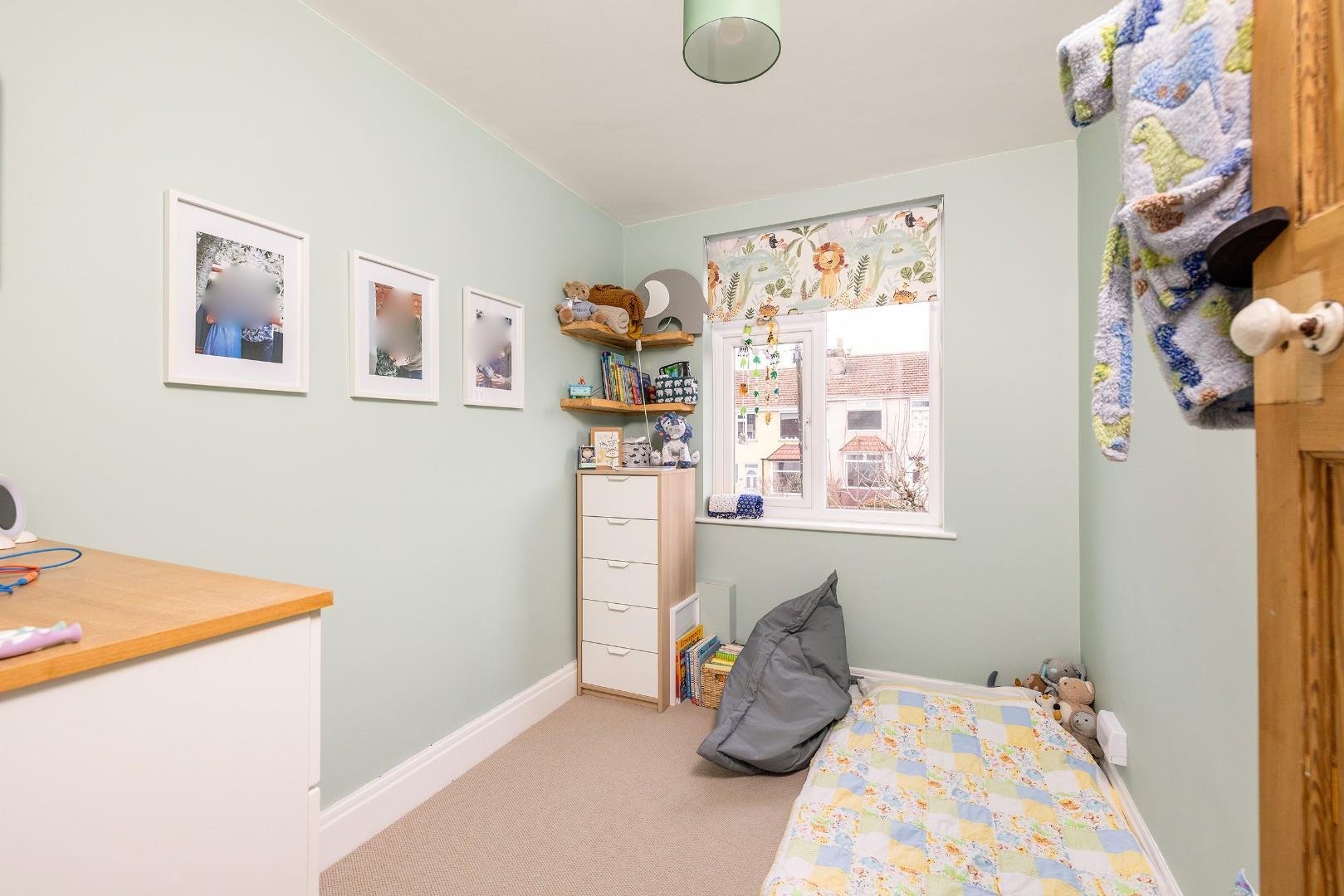 Dovercourt road horfield 34483164 char0722 cn
