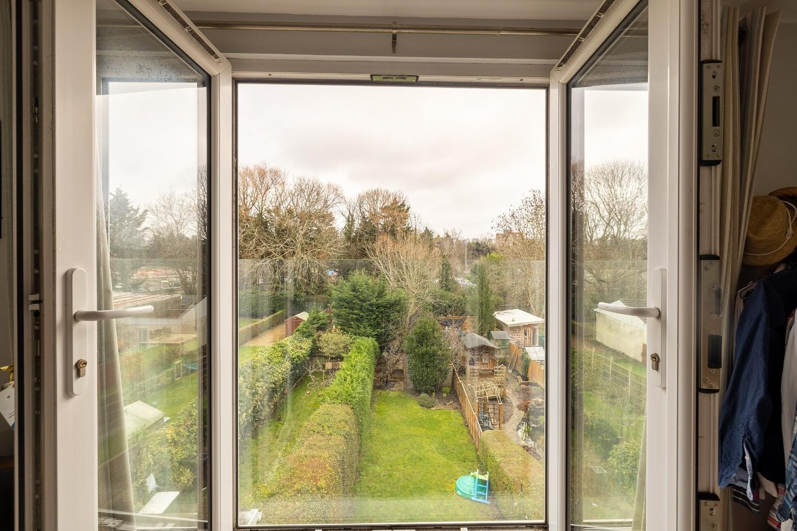 Dovercourt road horfield 34483164 char0743 cn
