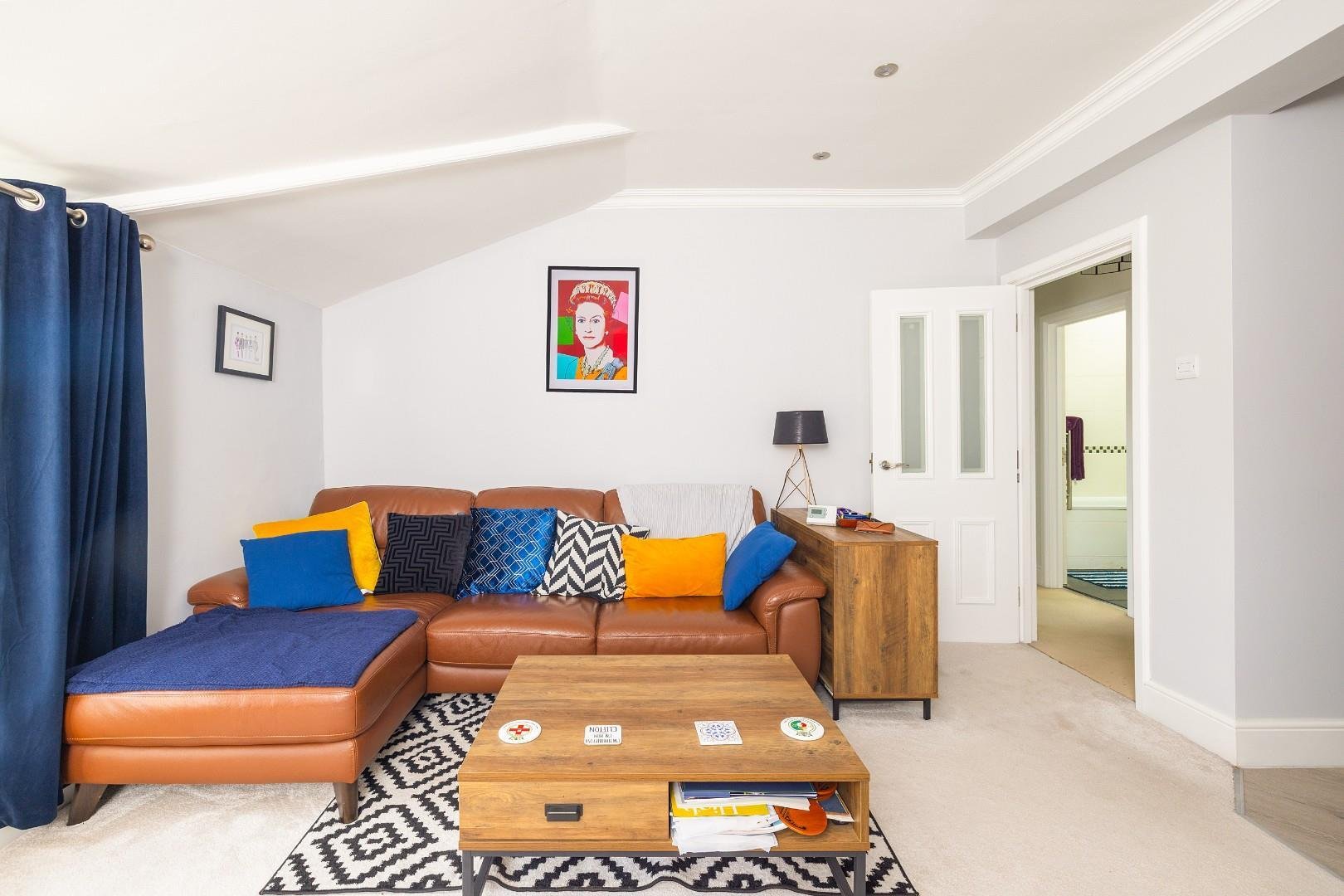 Eaton crescent clifton 34149005 014 a3318