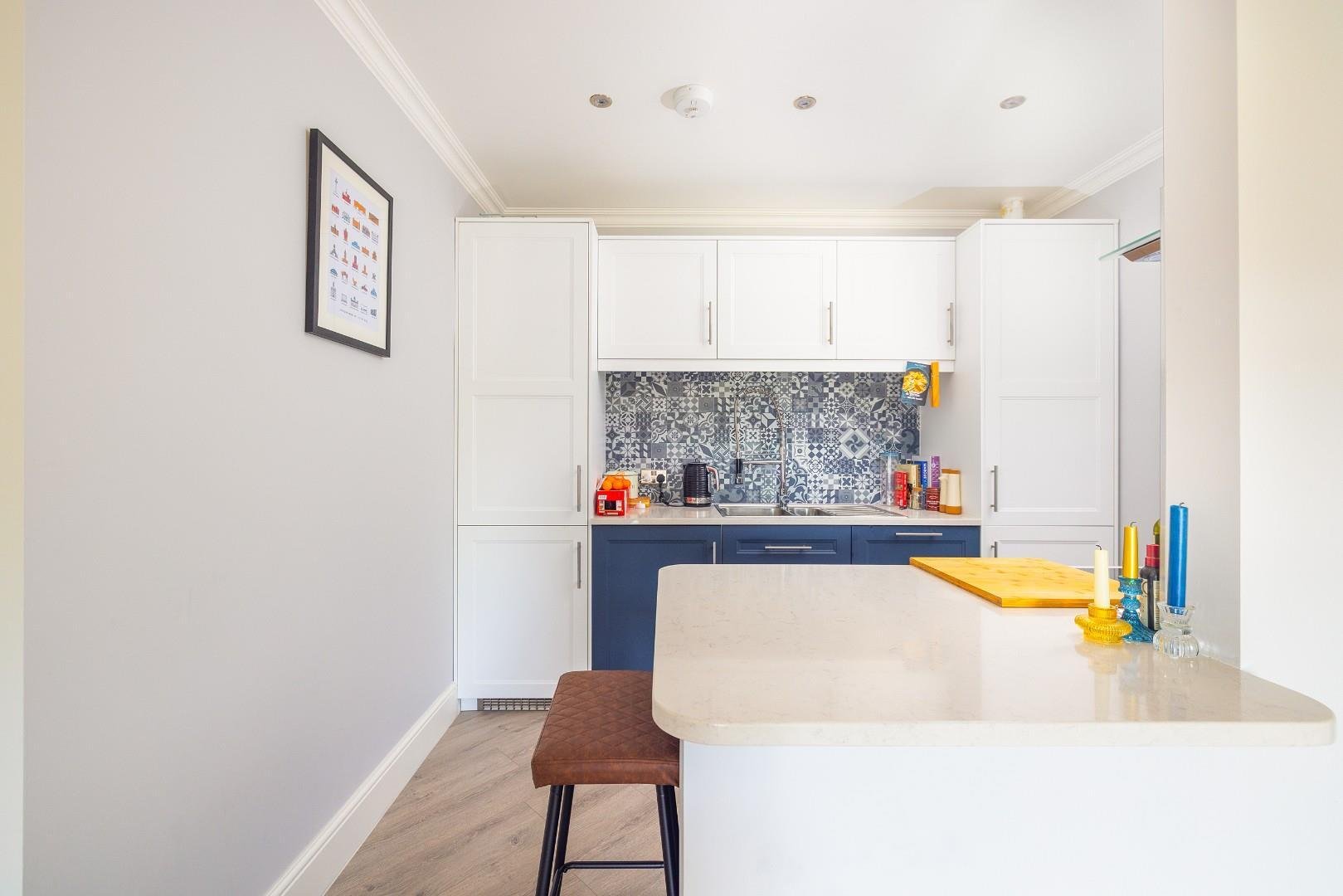 Eaton crescent clifton 34149005 014 a3322