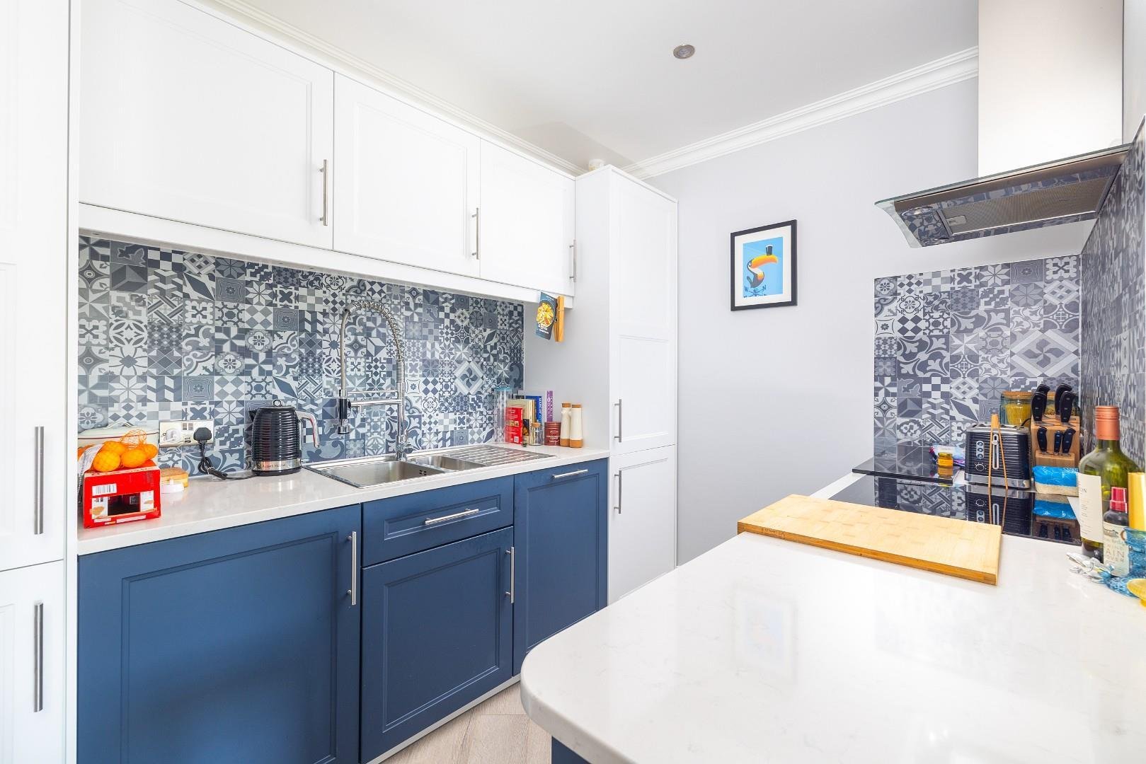 Eaton crescent clifton 34149005 014 a3324