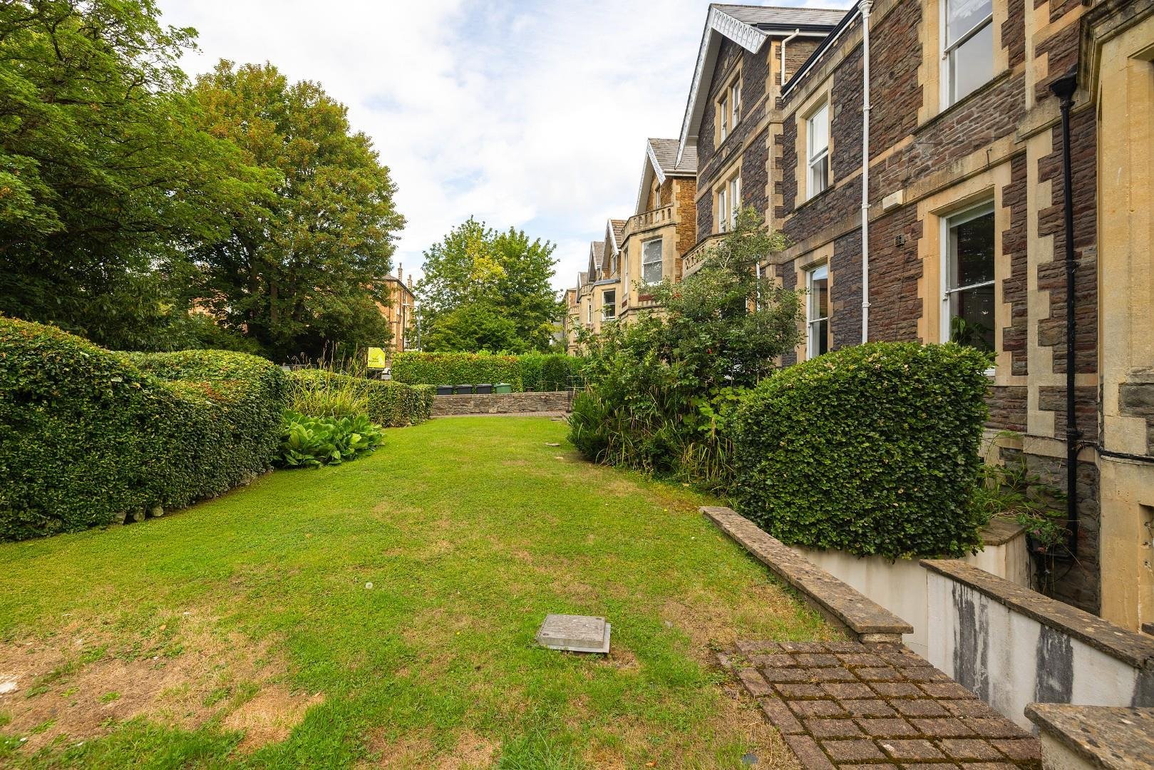 Eaton crescent clifton 34149005 014 a3357