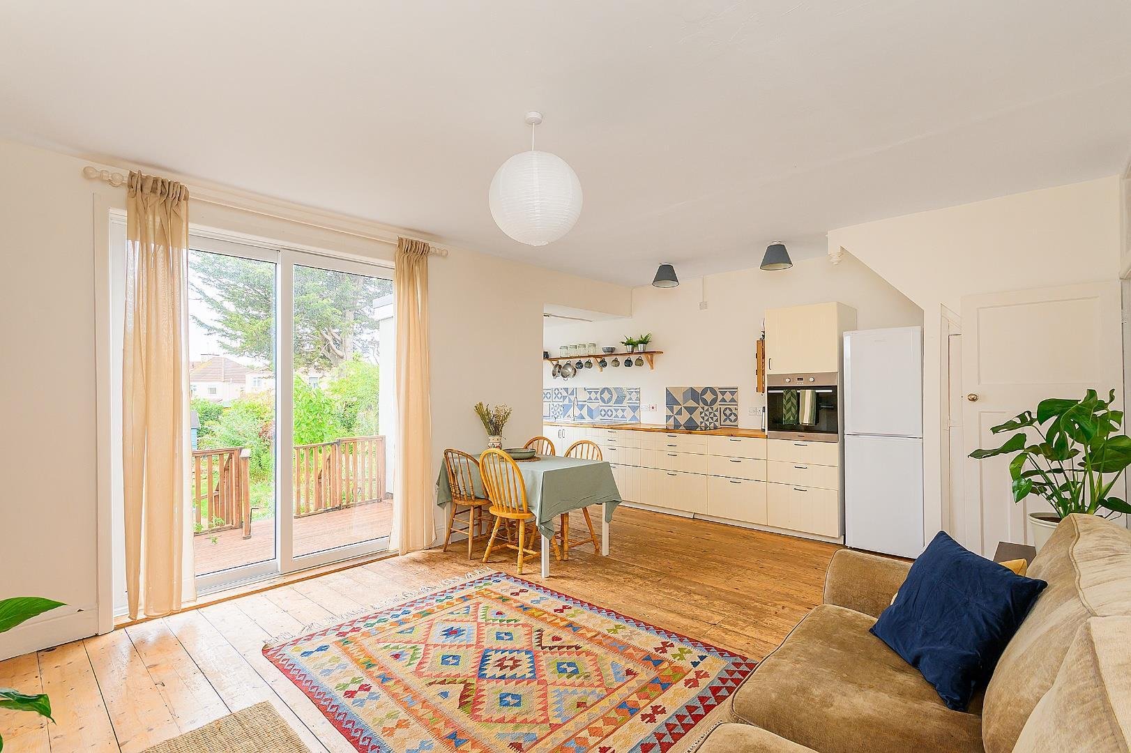 Everest avenue fishponds 34945366 0 e6 afs kitchen diner f