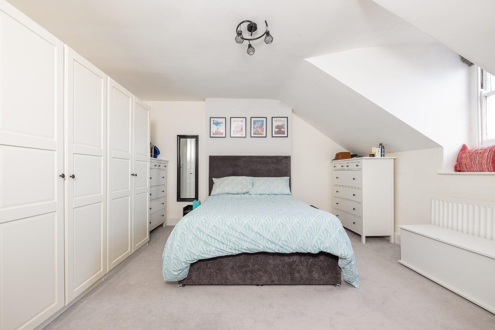 Fernbank road redland 33566531 cd7 a9428