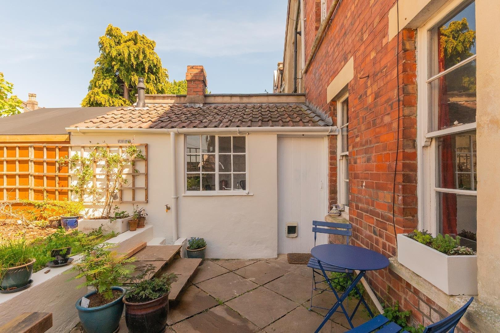 Fishponds road eastville 34656692 4 f7 rev external e