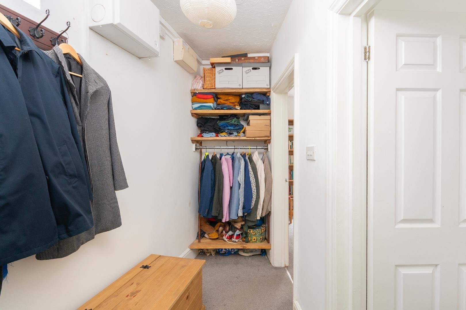 Fitzroy street totterdown 34172581 2 f9 sbtn hallway a