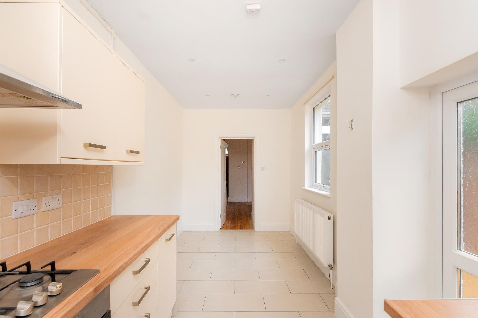 Garnet street bedminster 34708413 6 g4 sbr kitchen a