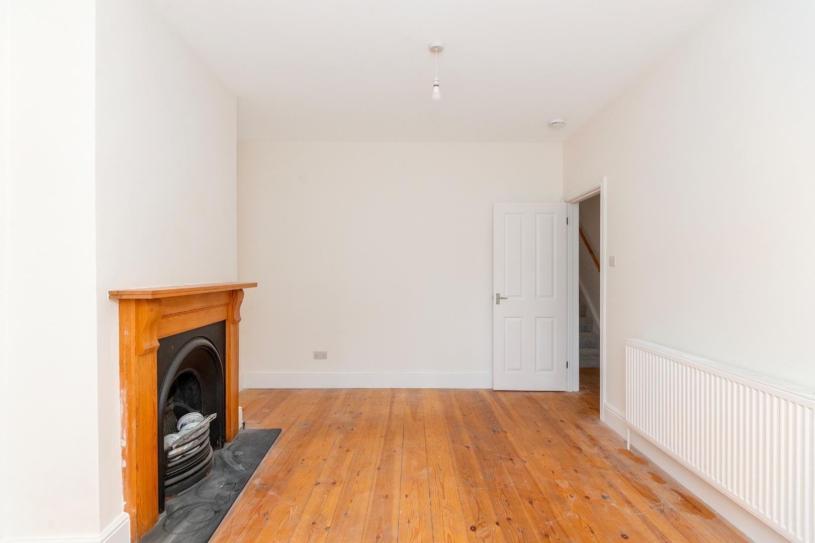 Garnet street bedminster 34708413 6 g4 sbr living room a