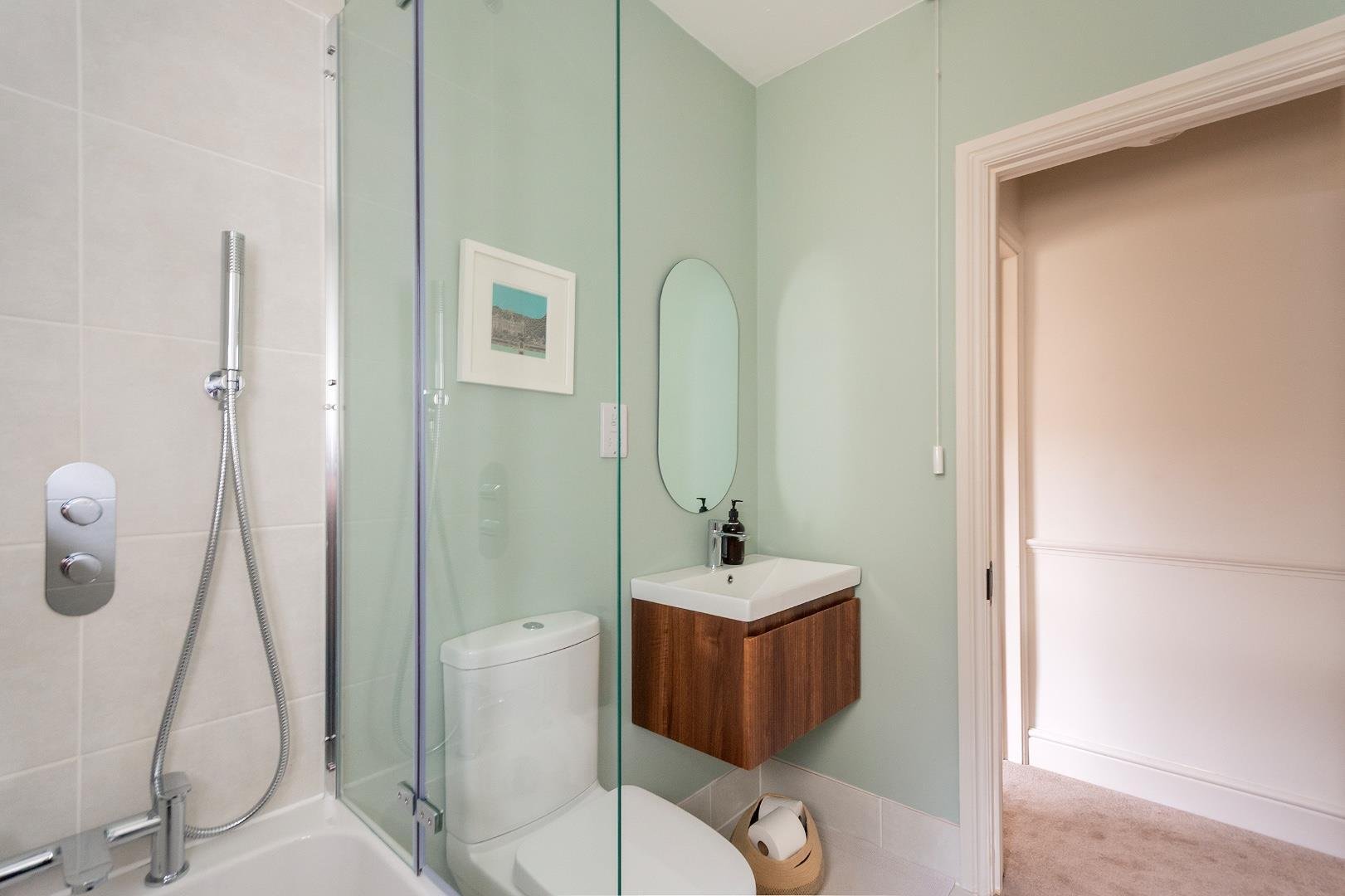 Grove park road brislington 34532902 1 g1 prbn bathroom a