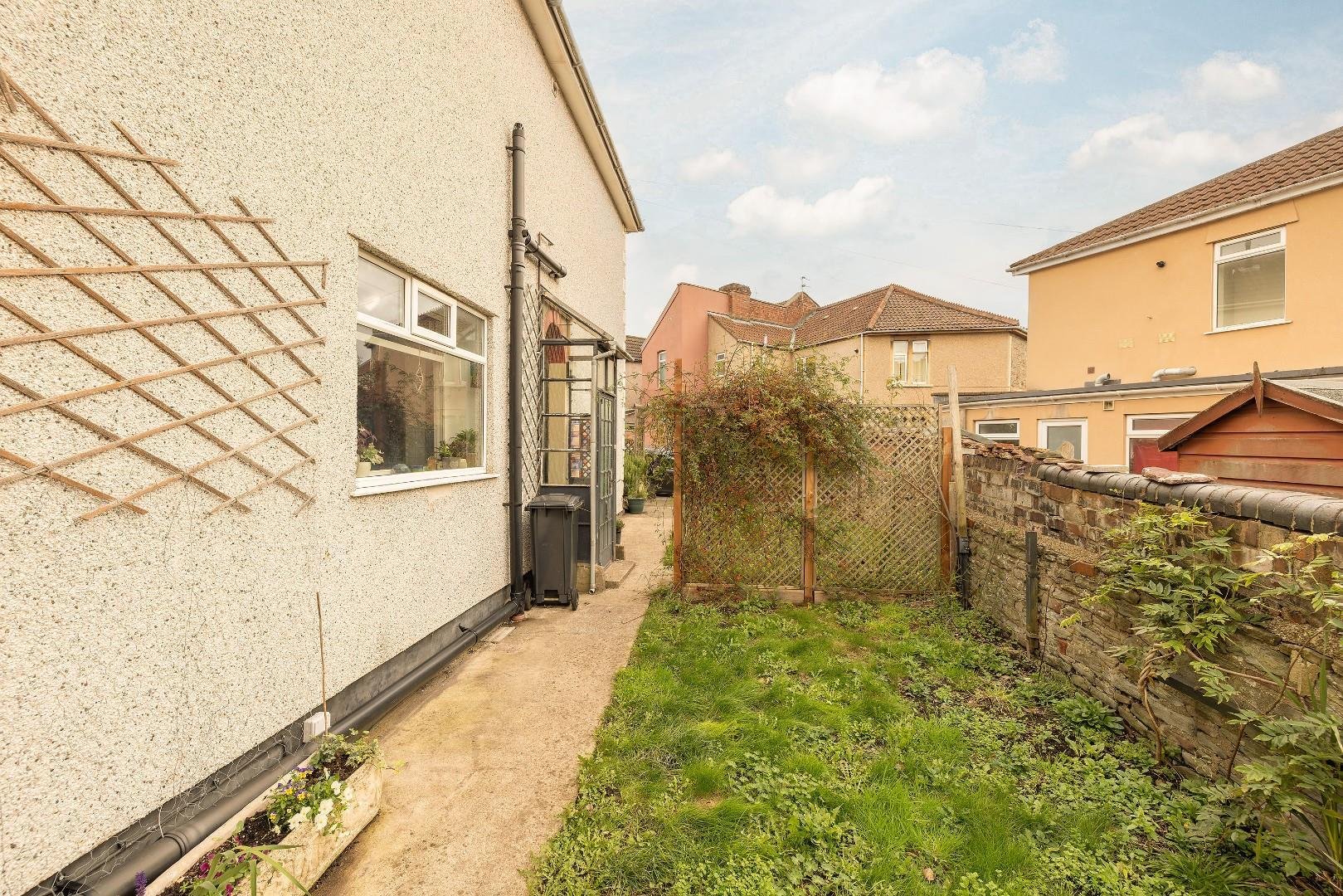 Grove park terrace fishponds 34284936 014 a7753