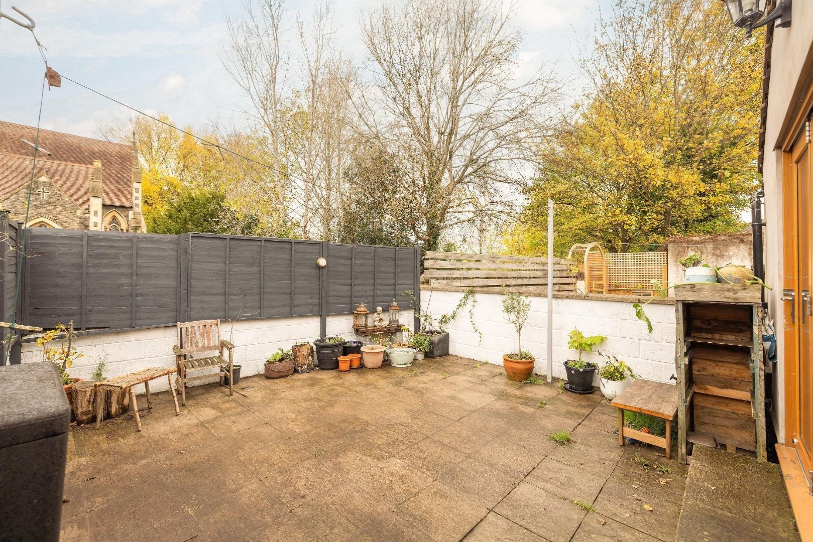 Grove park terrace fishponds 34284936 char7836
