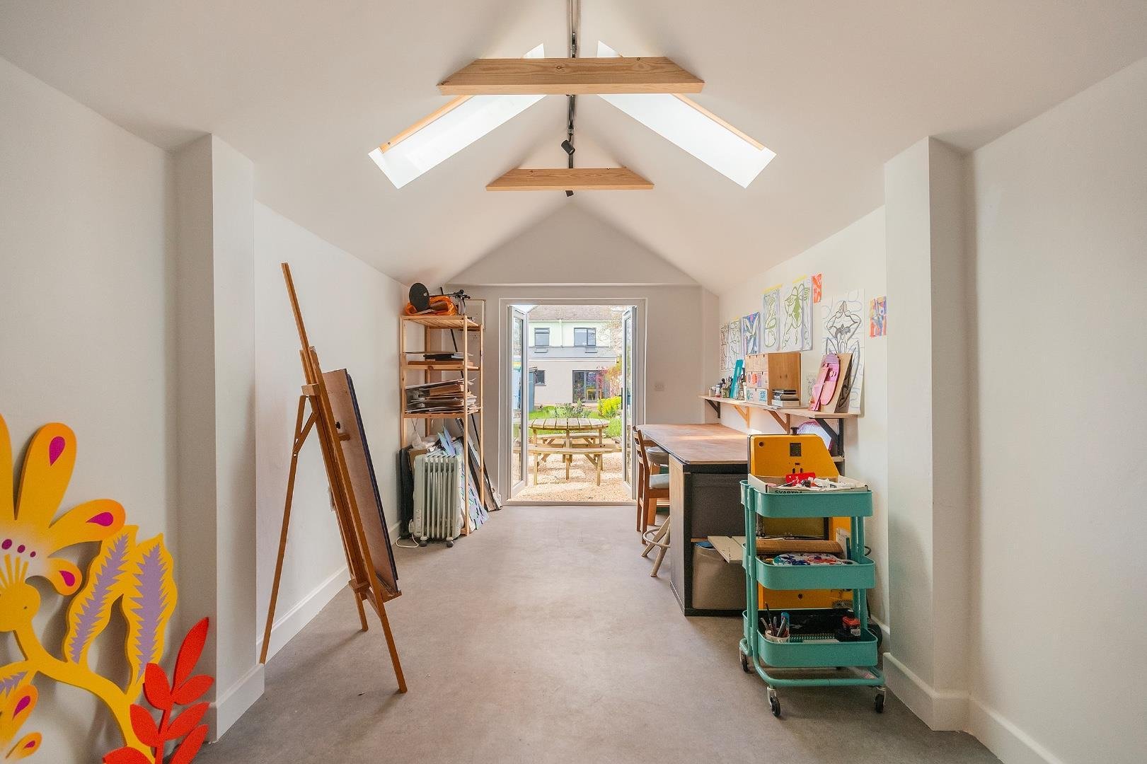 Halstock avenue fishponds 34578674 1 h8 afs garden studio b