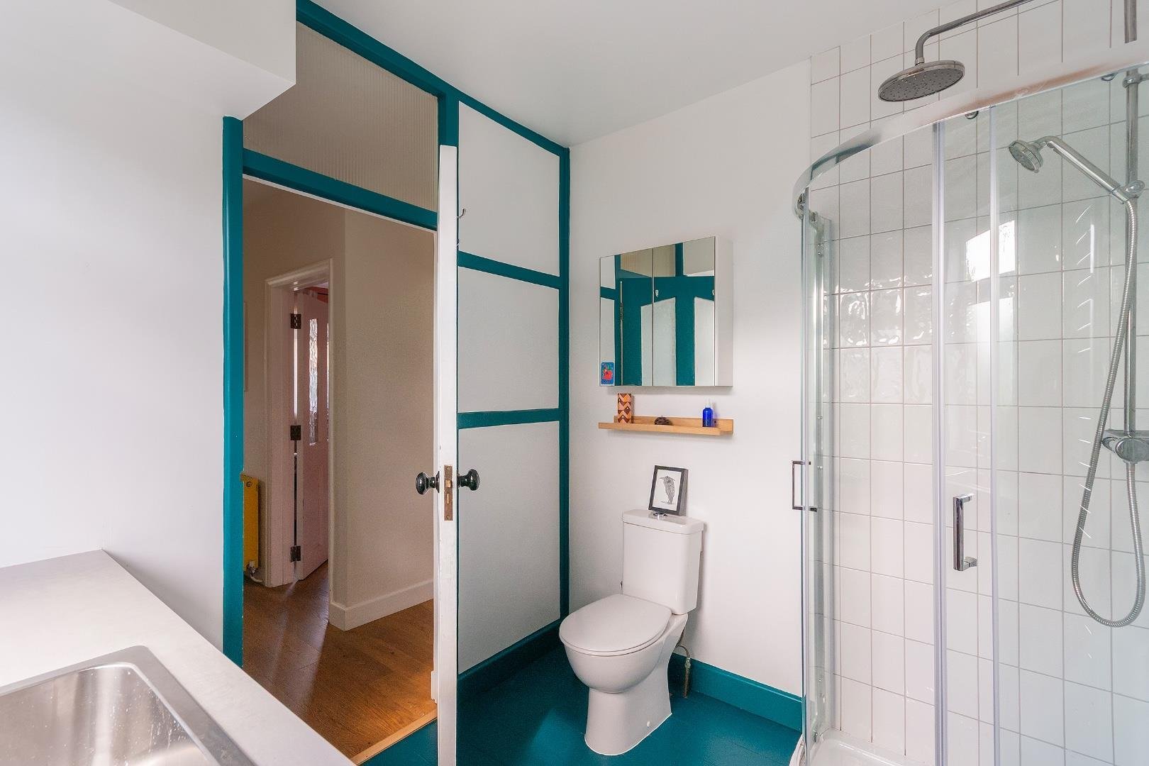 Halstock avenue fishponds 34578674 1 h8 afs utility shower room a