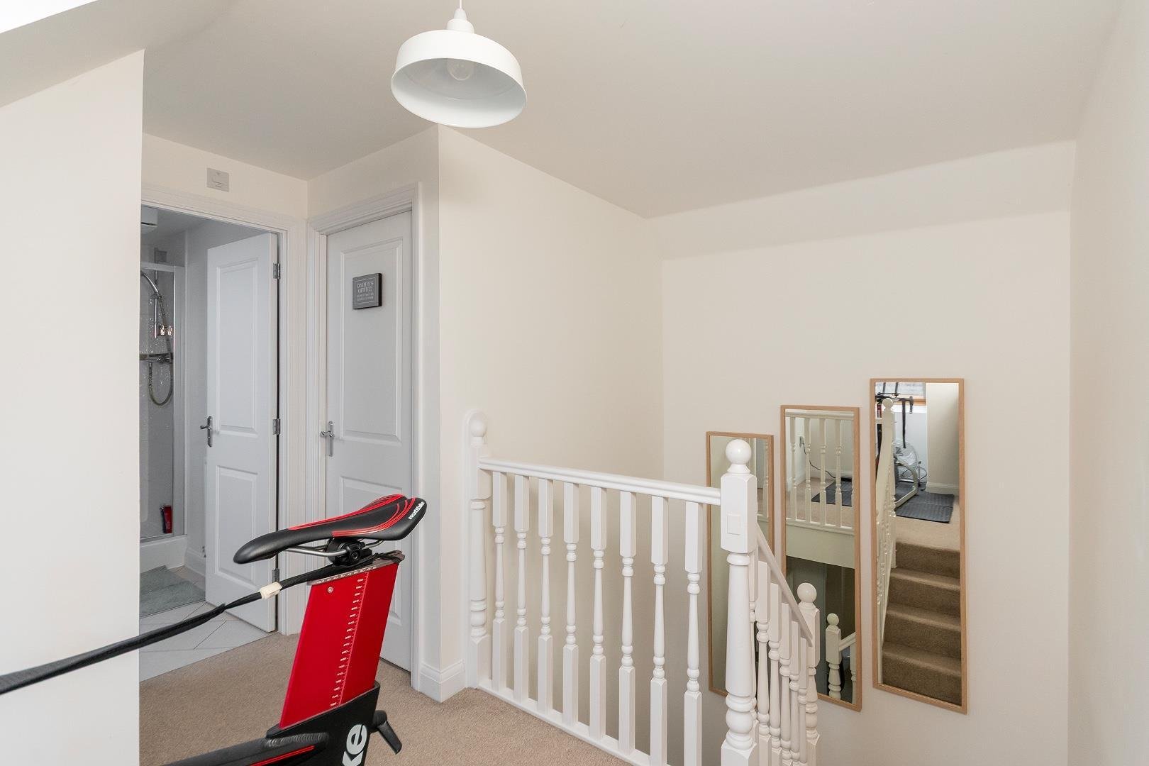 Hamilton way whitchurch village 34415981 3 h6 wwh landing c