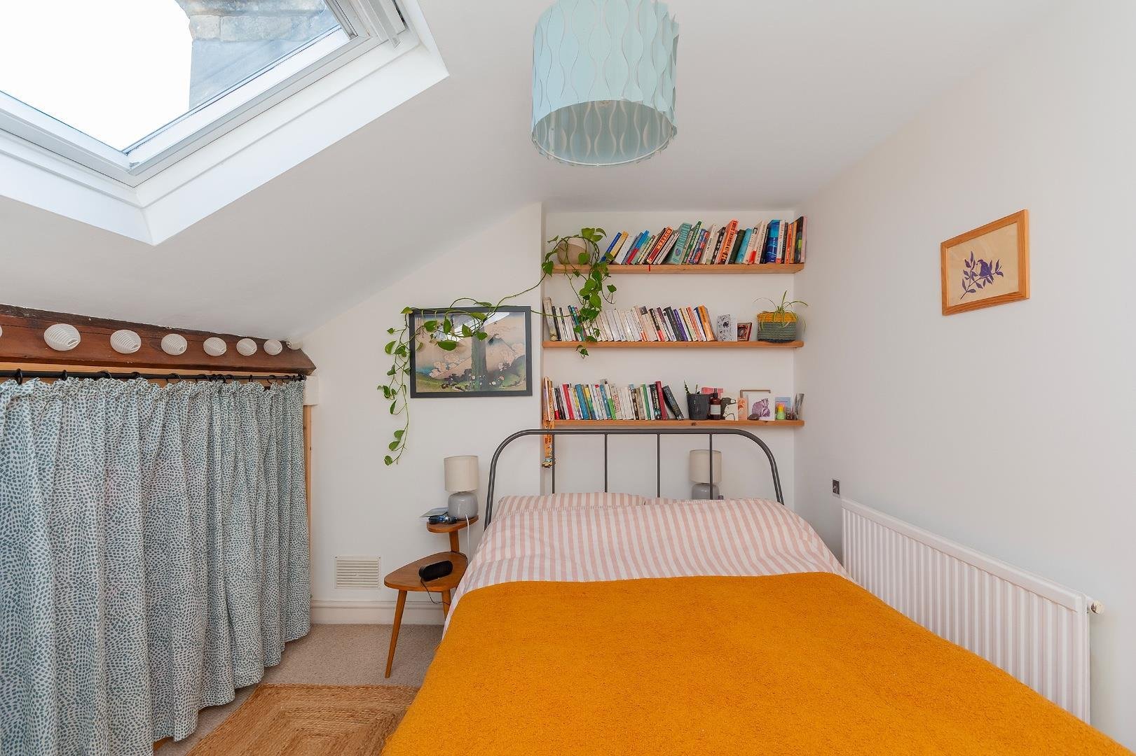 Hampton road redland 34638169 t4 f4 fhrrd bedroom d