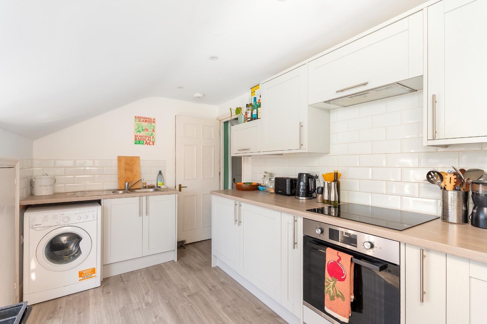 Hampton road redland 34638169 t4 f4 fhrrd kitchen b