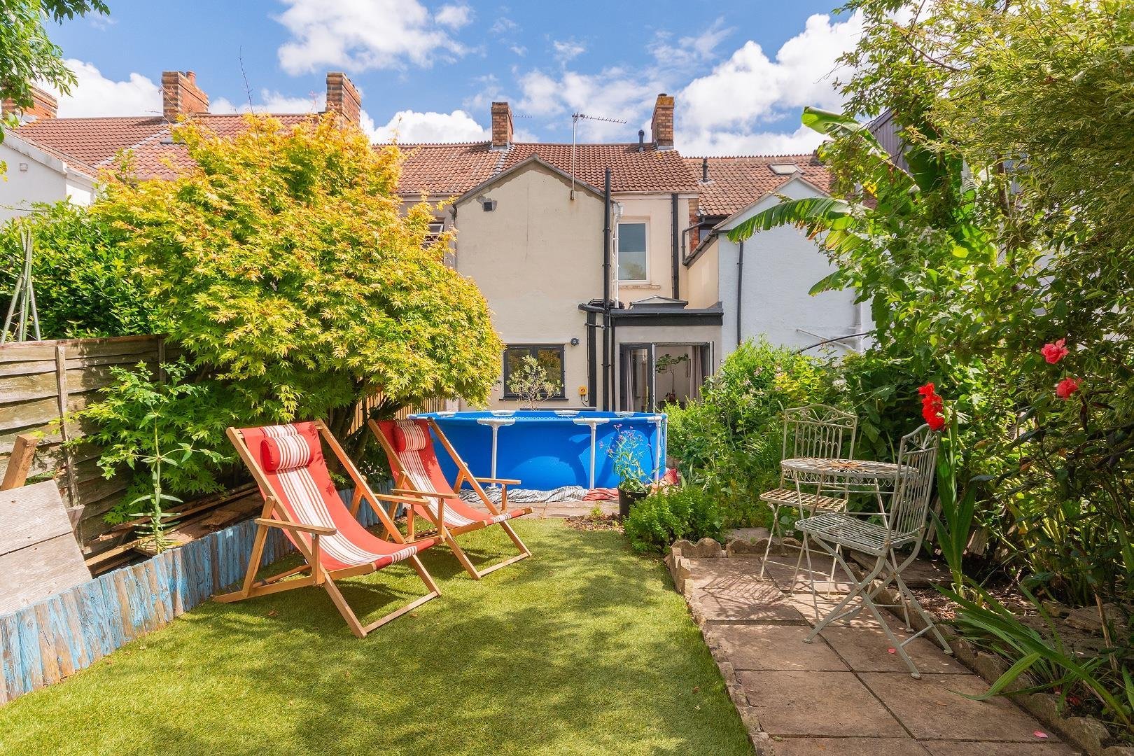 Hanham road hanham 34791031 2 h4 r2 kd external f