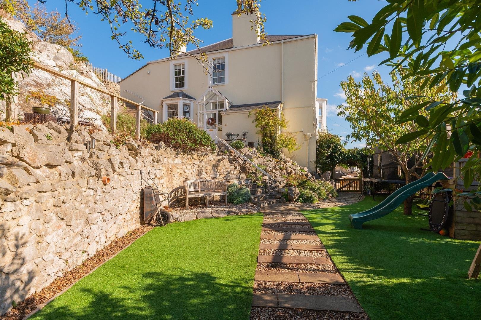 Hill road clevedon 34642869 1 h7 rcn external e