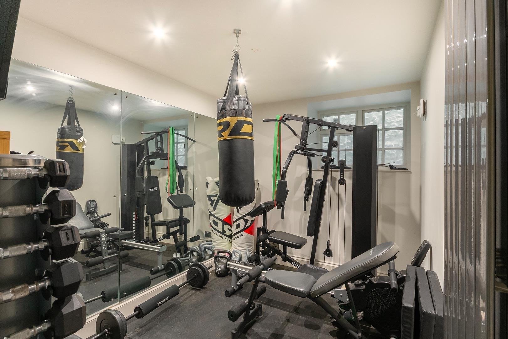 Hill road clevedon 34642869 1 h7 rcn gym a