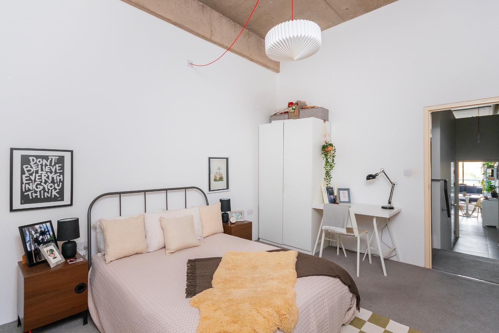 Lakeshore drive hartcliffe 33572372 2 l1 s0 bh bedroom f