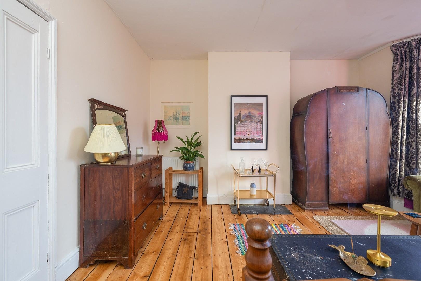 Leighton road southville 33460423 cd7 a6451