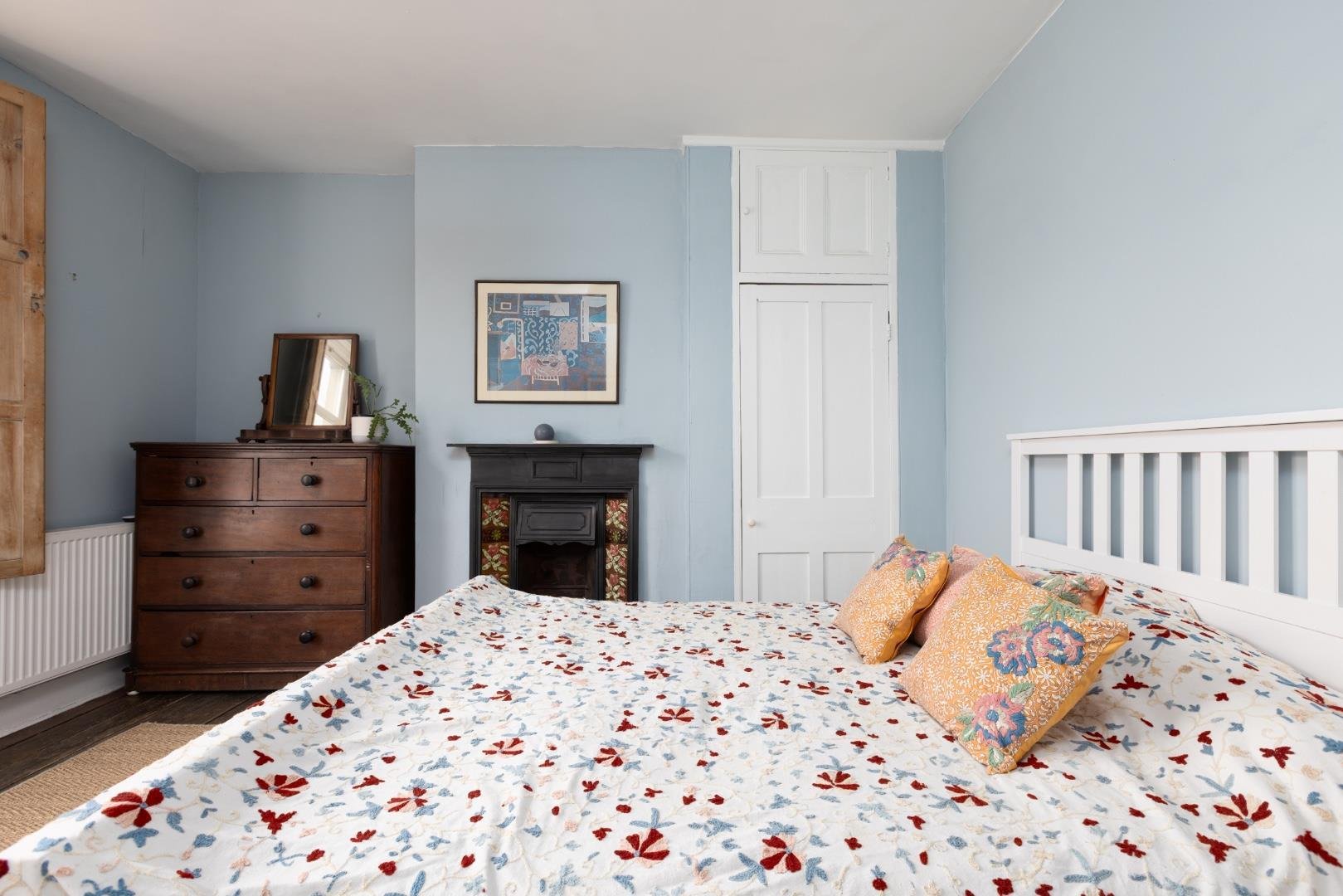 Lower cheltenham place montpelier 33873633 99 lower cheltenham place 30