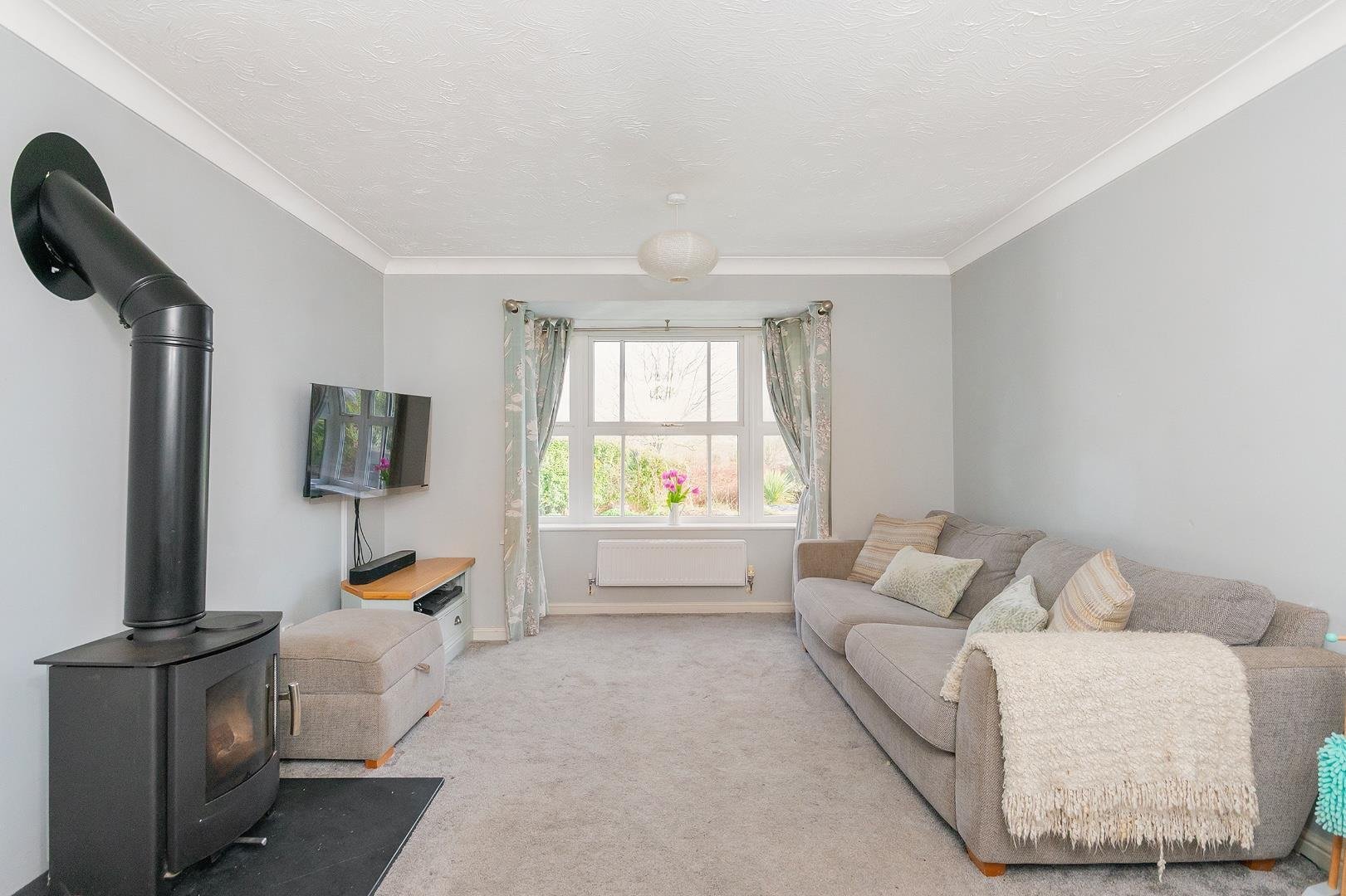 Lyddington road horfield 34495290 3 l1 rhd living room b