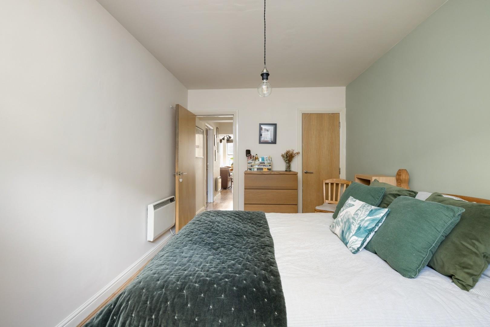 Maple road horfield 34544086 char7636