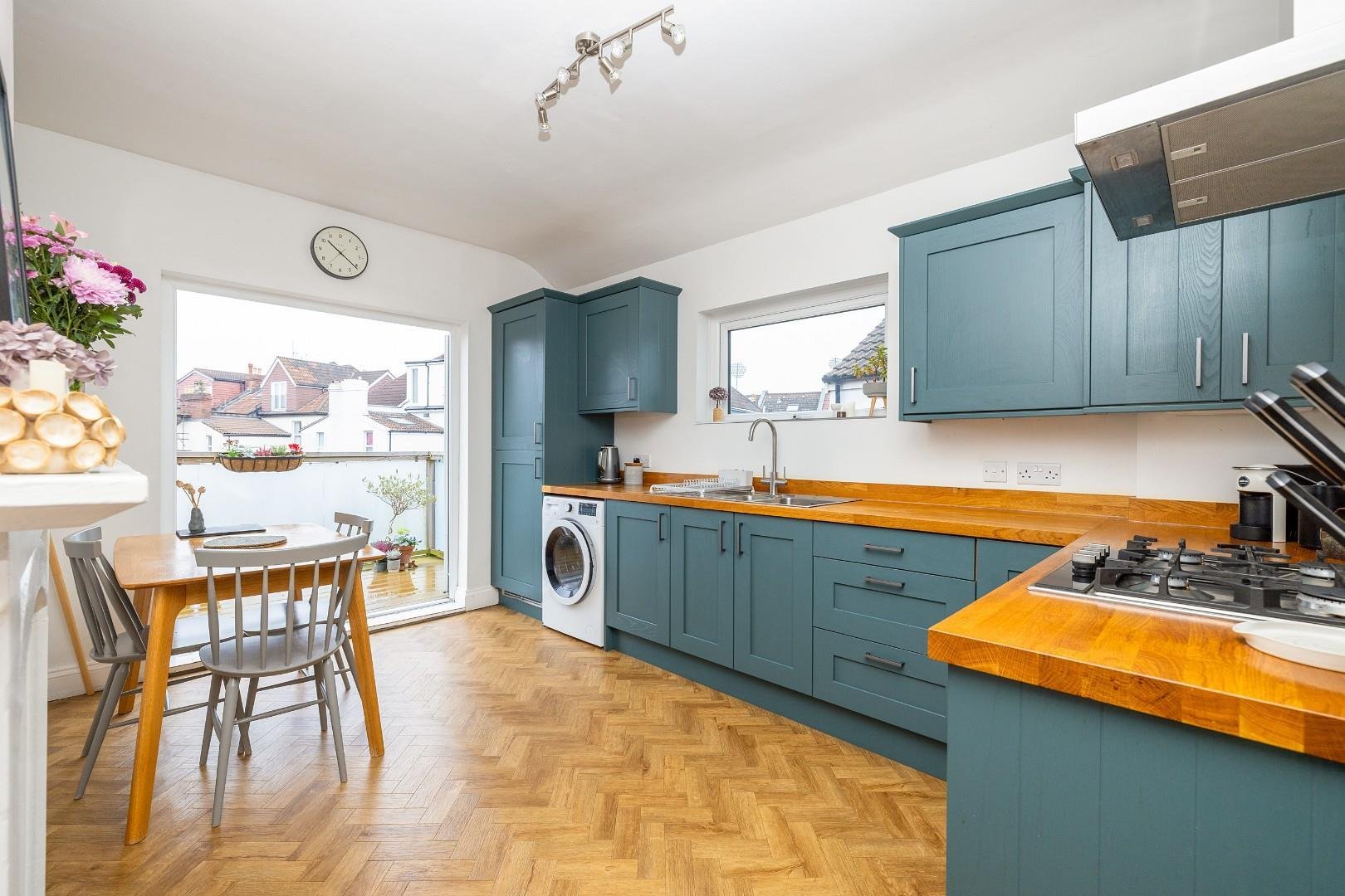 Nevil road bishopston 33919789 cd7 a8644 hdr 1
