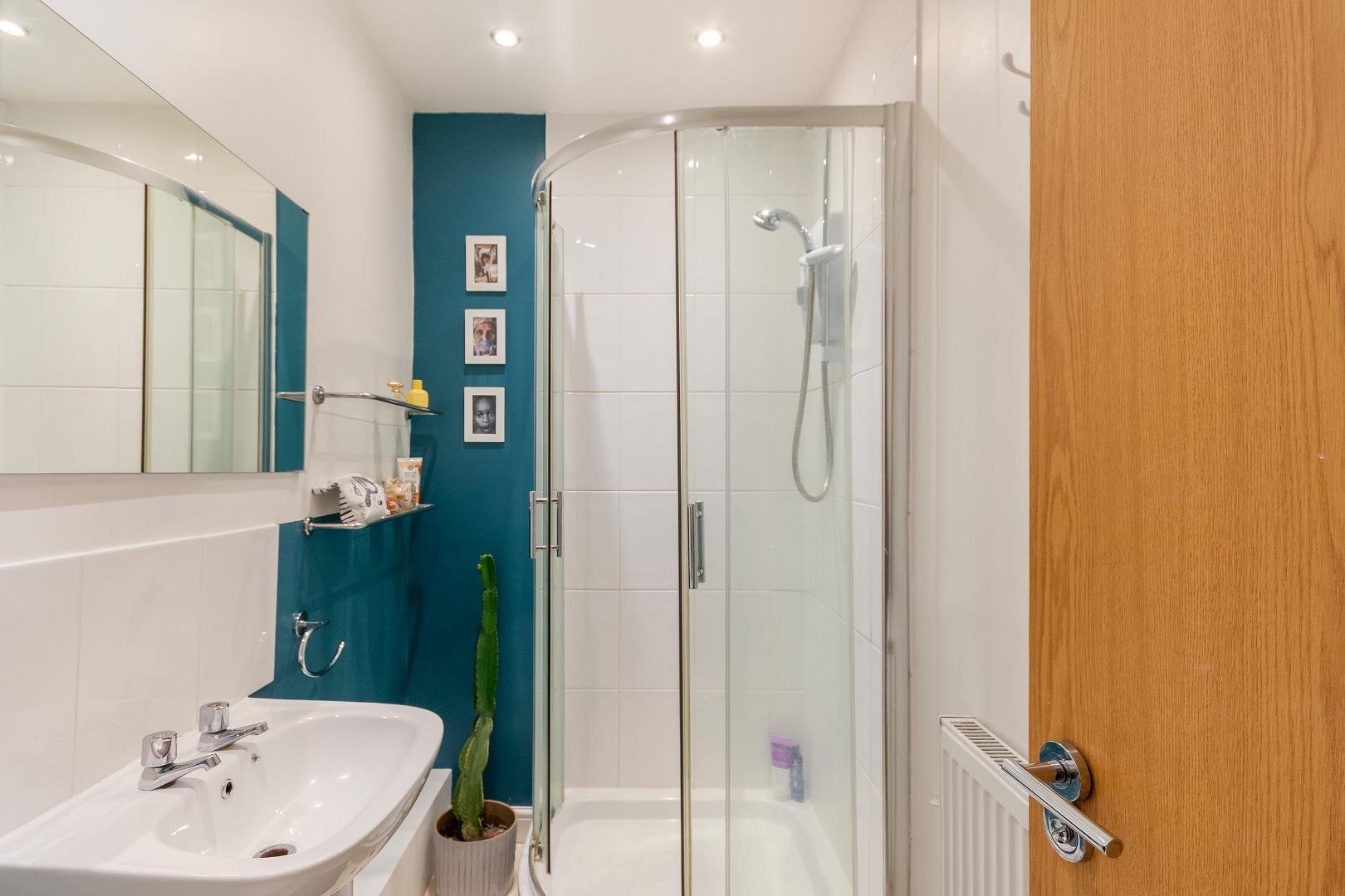 North street southville 34769612 1 c8 n8 sbr bathroom c