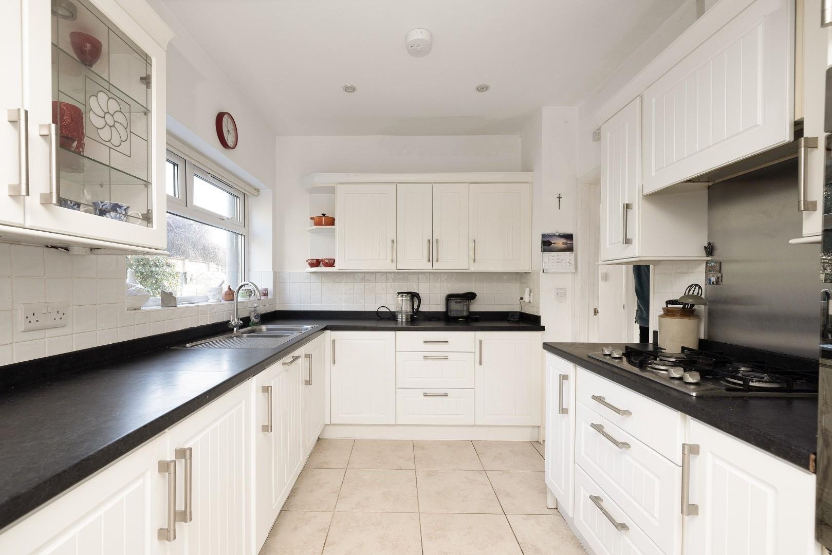 Old park road clevedon 34388620 char1101