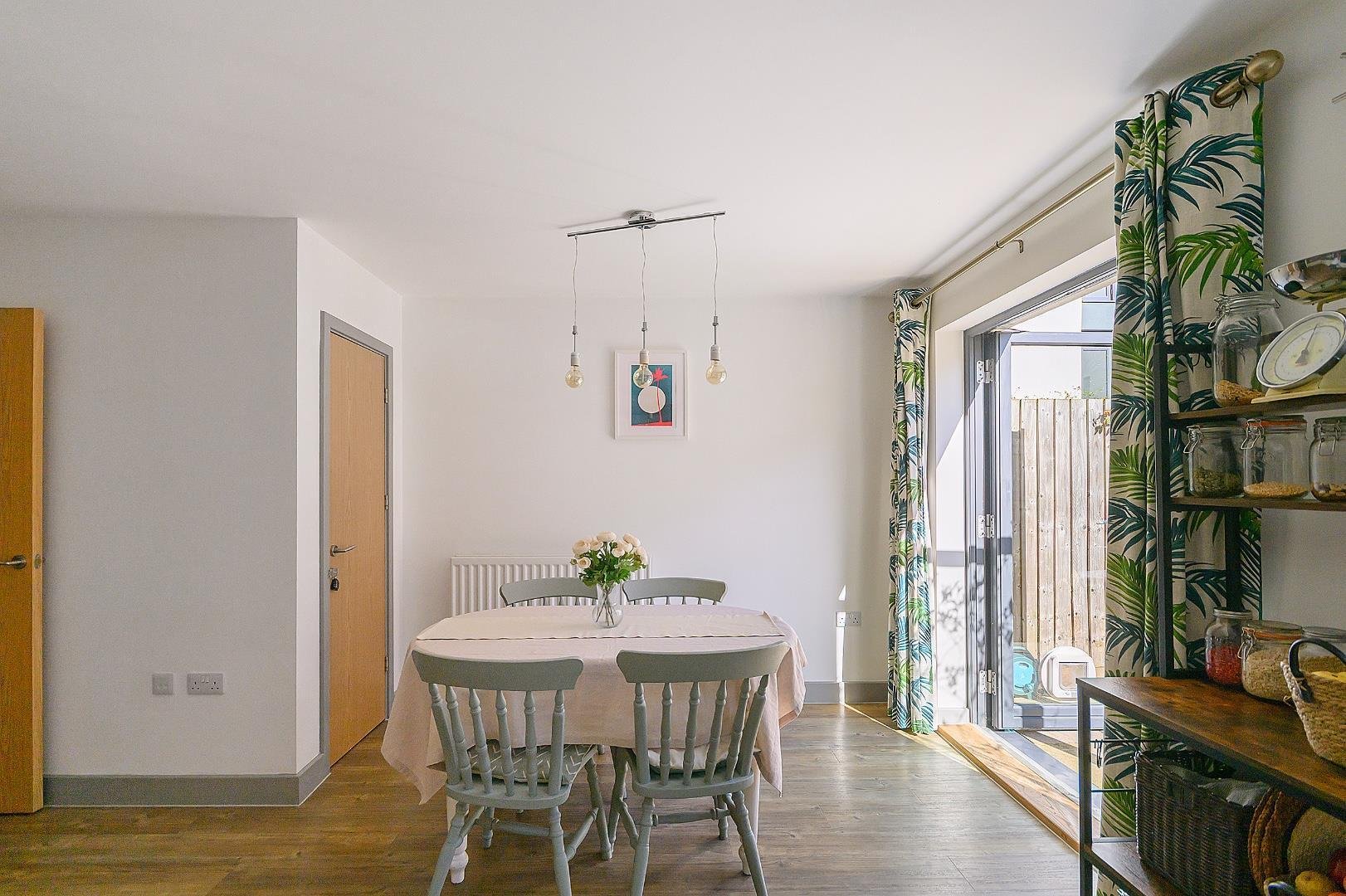 Paintworks arnos vale 34946722 2 p6 w6 av kitchen diner c