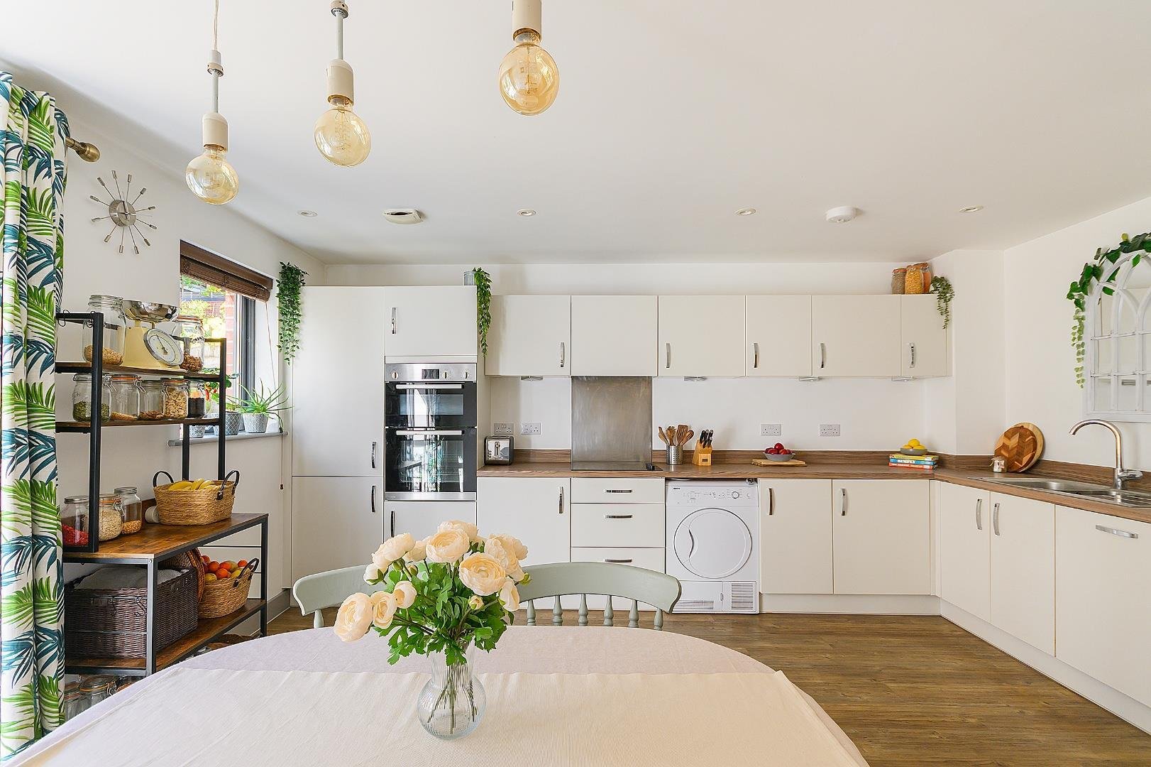 Paintworks arnos vale 34946722 2 p6 w6 av kitchen diner f