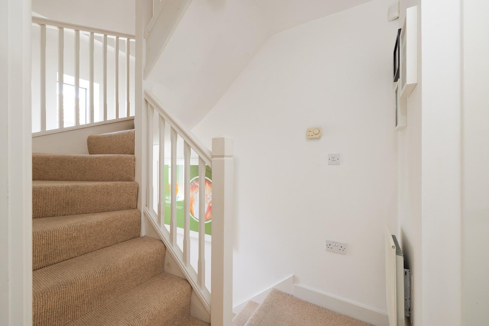 Picton lane montpelier 34039093 21charl n