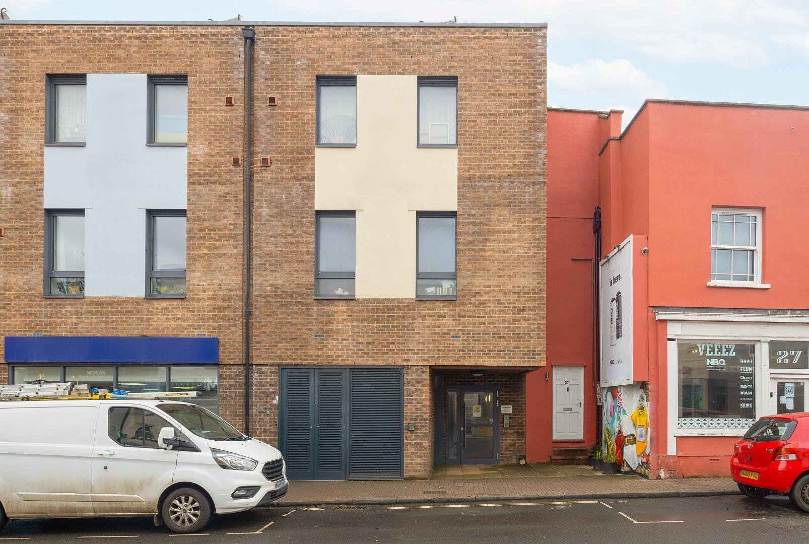 Picture house court bedminster 33704882 cd7 a0038