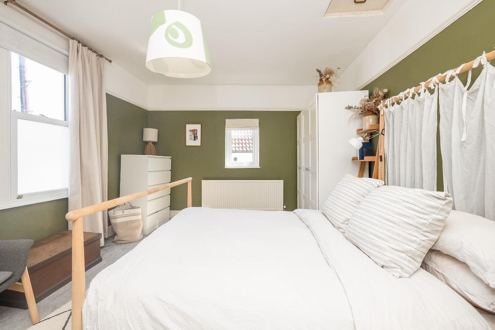 Pitt road horfield 33839201 cd7 a6017