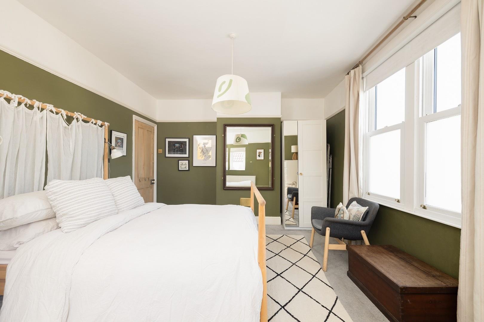 Pitt road horfield 33839201 cd7 a6021