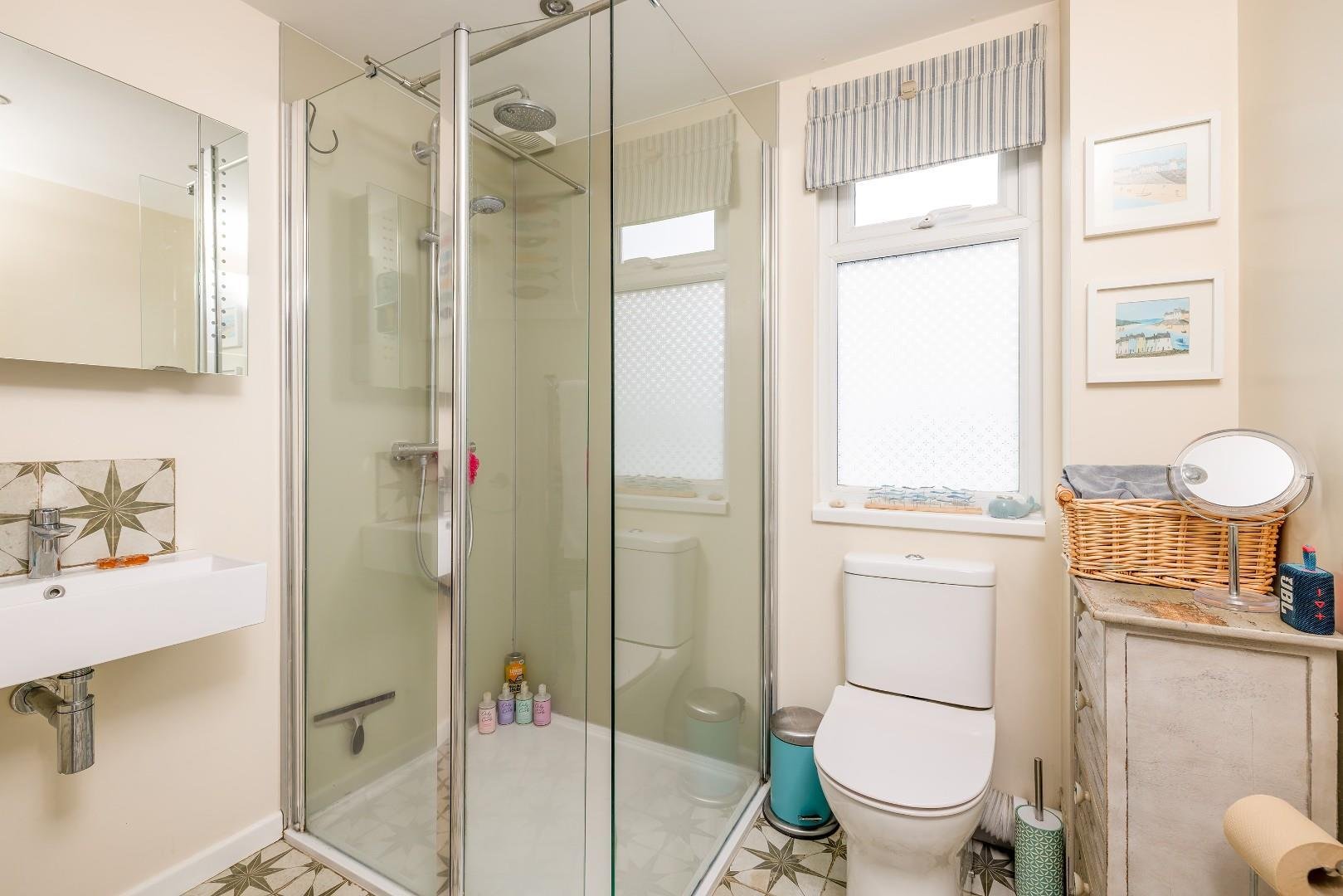 Radley road fishponds 34199290 014 a5893 hdr
